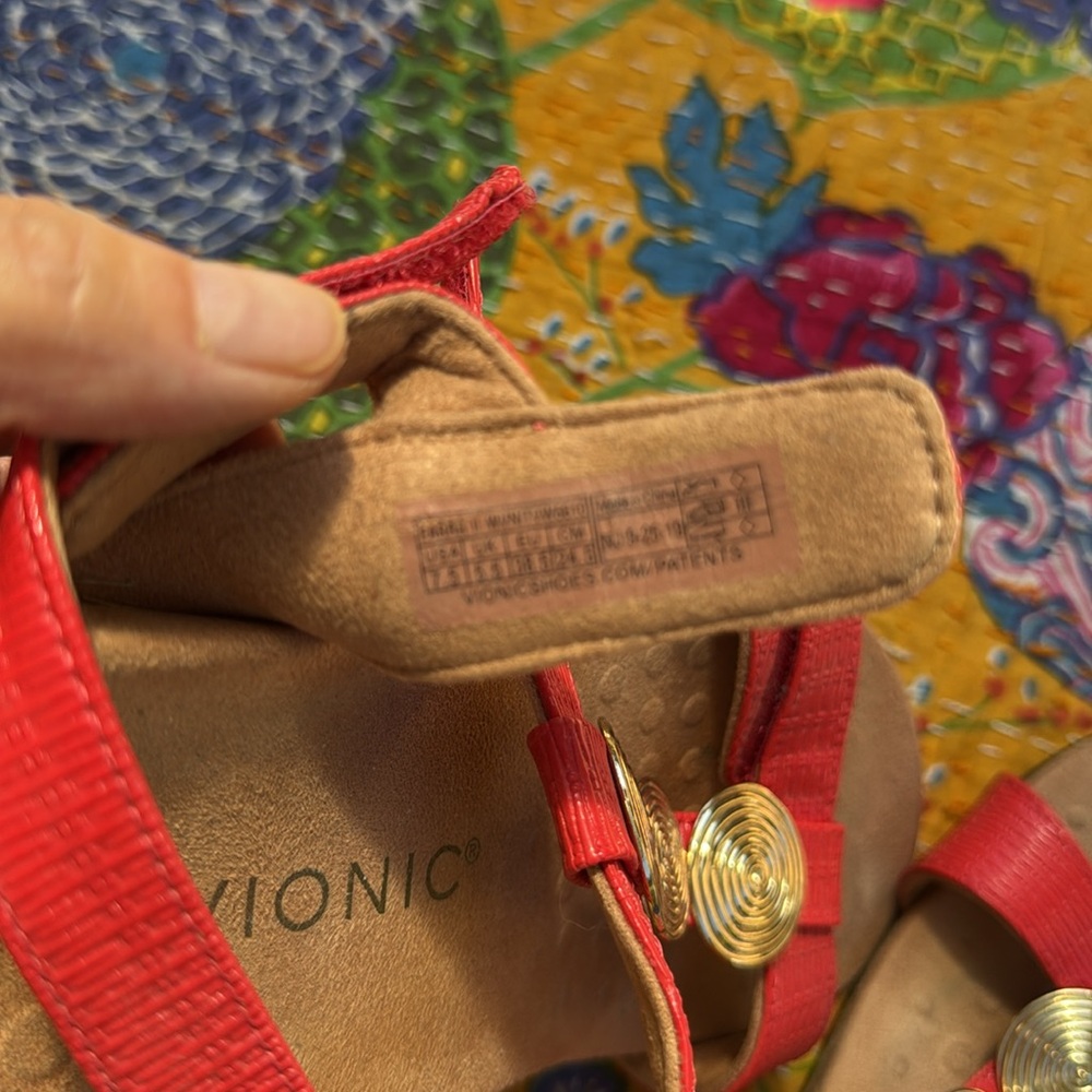 Vionic Red Sandals - image 3